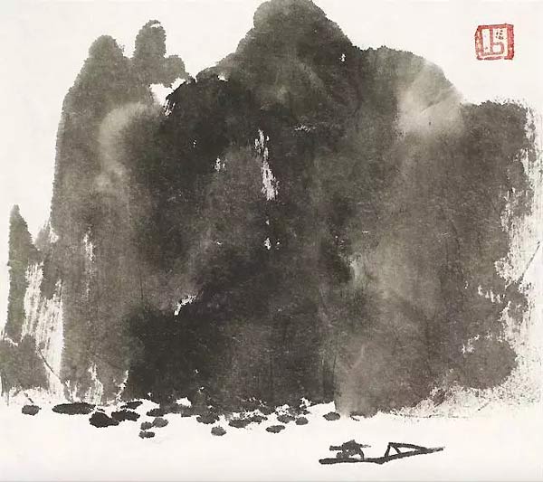 论中国画无疑是精神美、形式美、笔墨美,她分为工笔画和写意画两个门类。工笔画先展现,到元朝写意也发展起来,工精其技艺,笔墨臻美,境意如高山流水、清波扬淑。元代时写意画也开始发展,写行笔法狂颠,如狂风飒飒,从此后这两个门类相辅而行,一代一代地闯高峰。有时这个生机勃勃独领风骚,有时那个壮实无比,中国的绘画无不如此这般更替前进,直至清末民国,写意画在高手如云的竞争中频频取胜,其中最具代表性的、声名赫赫的大师莫过徐渭、八大、吴昌硕。徐青藤画风怪诞、挥毫无度,八大臻密、简括,吴昌硕作风颇具文化性,笔墨如铸。写意画评